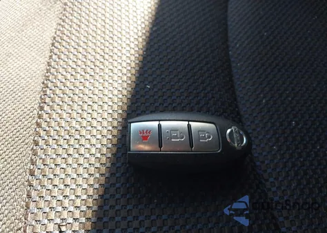 2013 Nissan Rogue Sv z USA, uszkodzony, nr VIN JN8AS5MT1DW509506